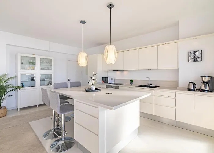 شقة Cozy 2 Bedroom With Magic Sea View فوينخيرولا