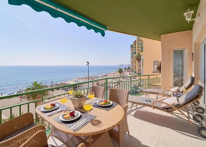 Lägenhet Cozy 2 Bedroom With Magic Sea View *